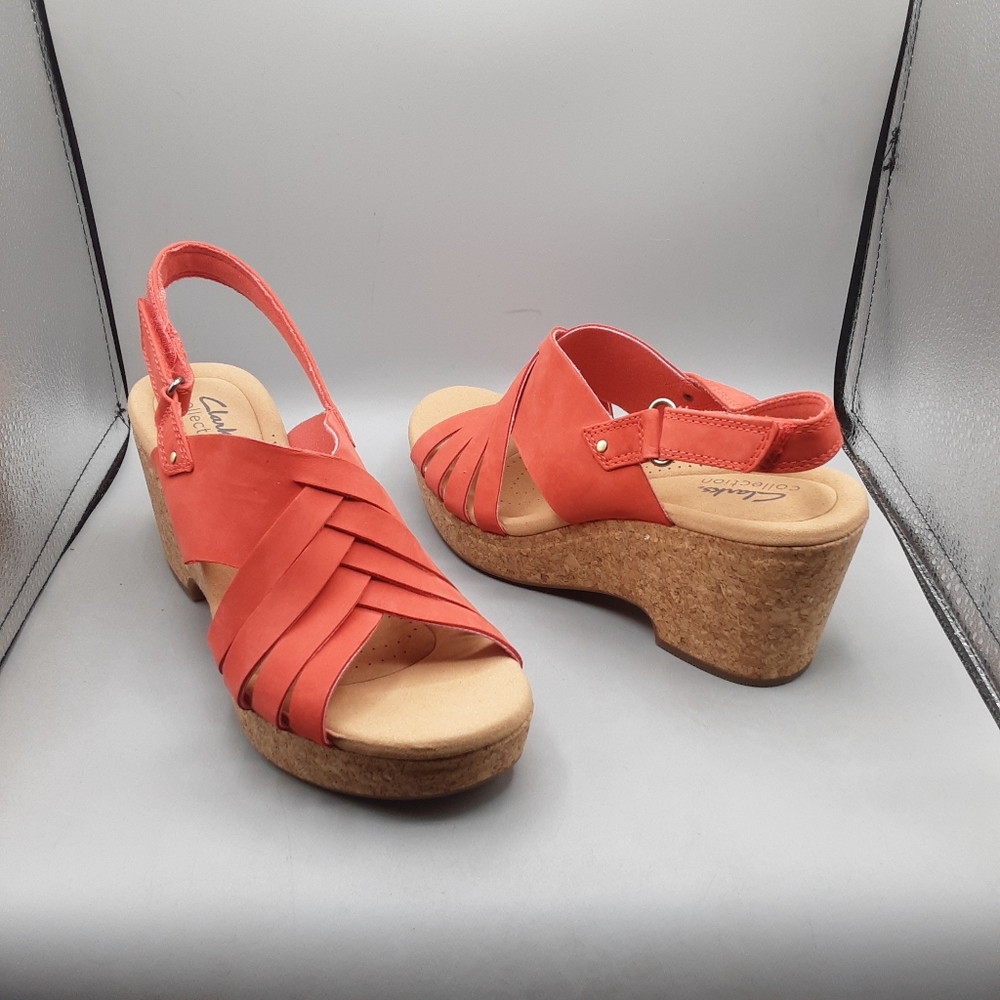 Clarks Giselle Glow Sandals Women's 8.5M Red Grenadine Slingback Wedge